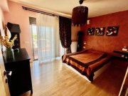 Agios Nikolaos MIT VIDEO! Kreta, Agios Nikolaos: Geräumige Wohnung im 2. Stock mit Panoramablick auf das Meer zu verkaufen Wohnung kaufen